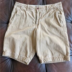 Abercrombie & Fitch Men's Khaki Flat Front Shorts